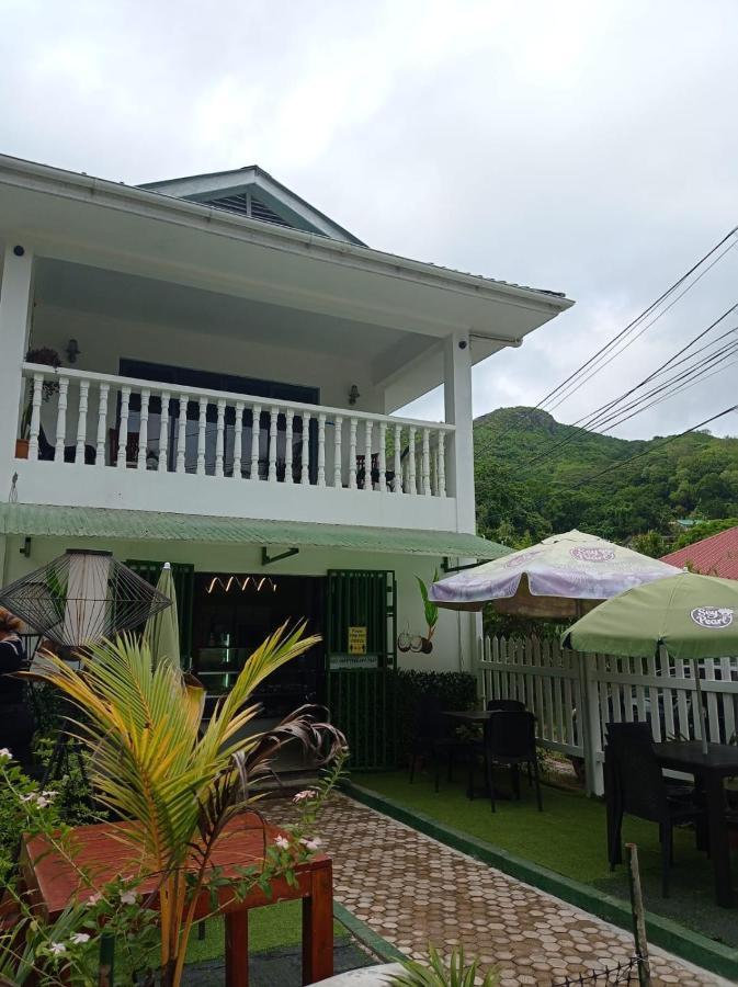Les Forbans Selfcatering Apartment Takamaka Екстер'єр фото
