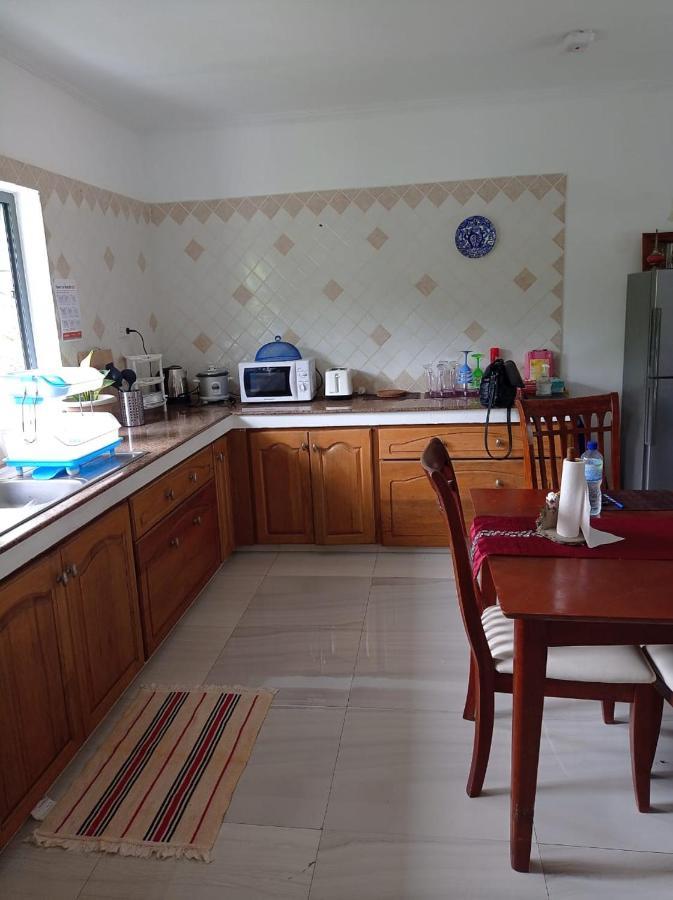 Les Forbans Selfcatering Apartment Takamaka Екстер'єр фото