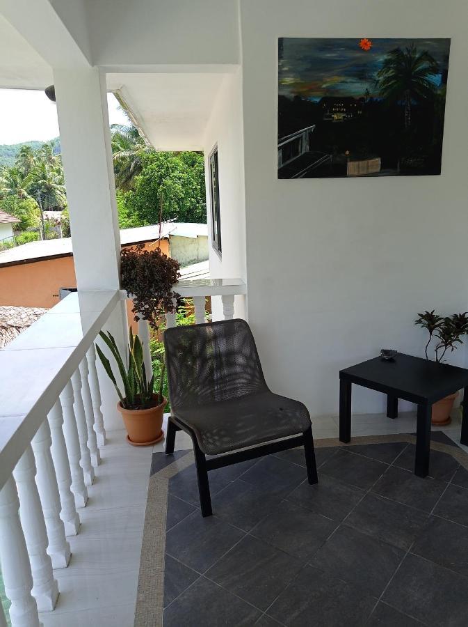 Les Forbans Selfcatering Apartment Takamaka Екстер'єр фото