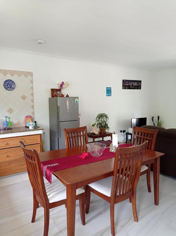 Les Forbans Selfcatering Apartment Takamaka Екстер'єр фото