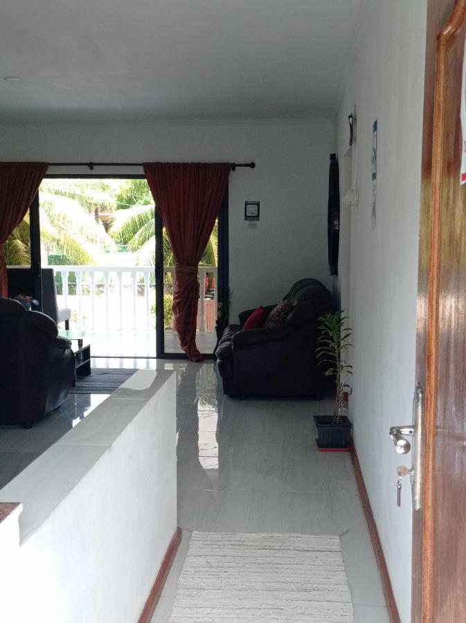 Les Forbans Selfcatering Apartment Takamaka Екстер'єр фото
