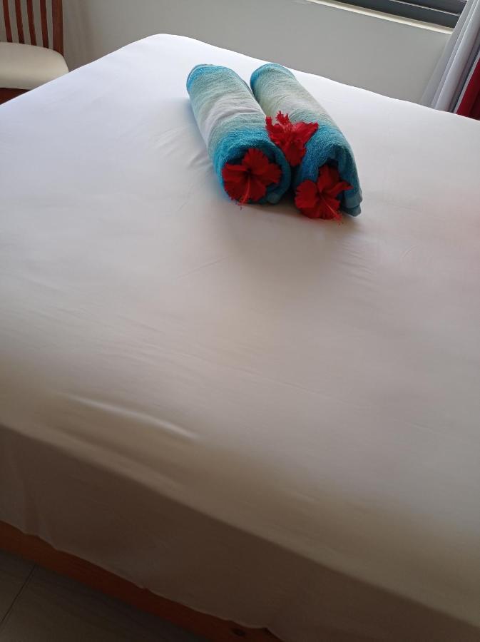 Les Forbans Selfcatering Apartment Takamaka Екстер'єр фото