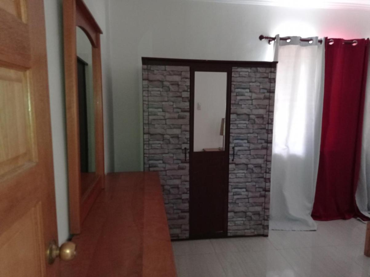 Les Forbans Selfcatering Apartment Takamaka Екстер'єр фото